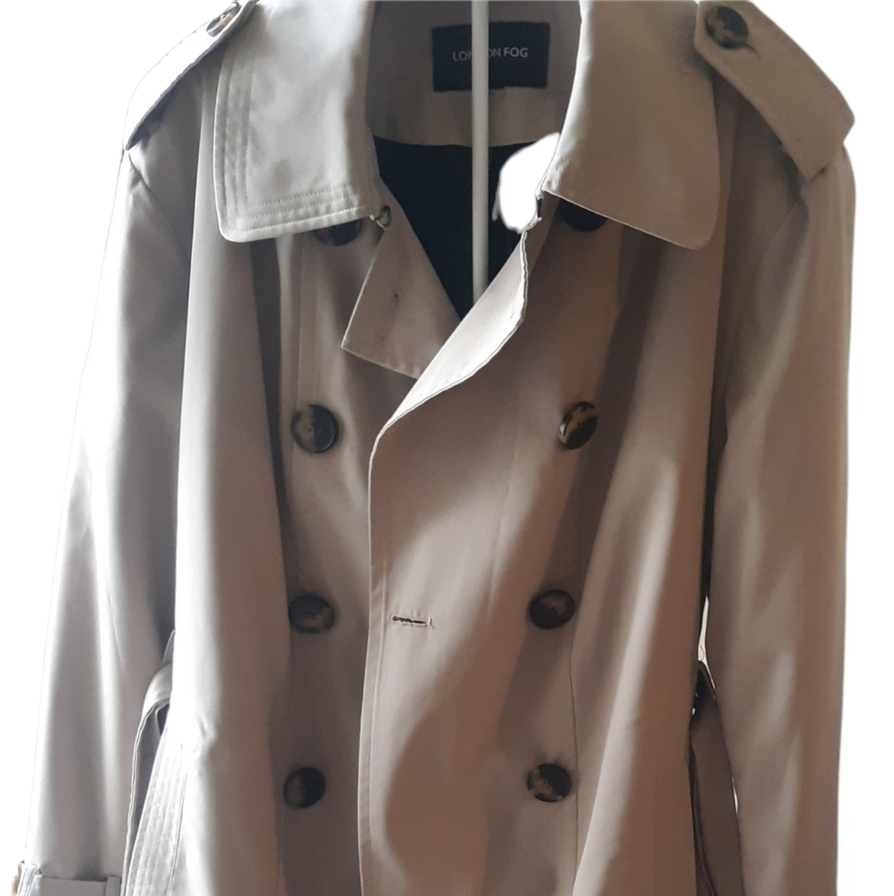 London Fog double breasted Trench Coat and London Fog hat bundle